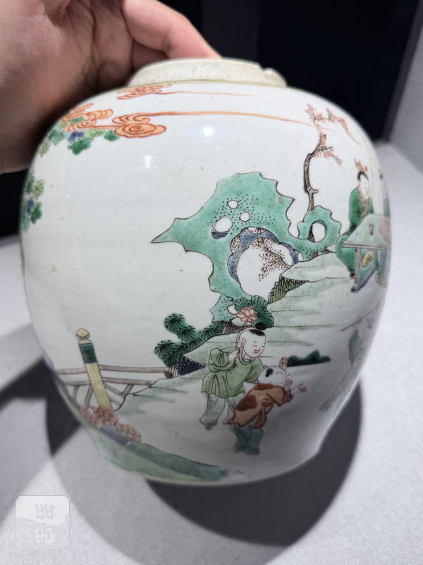 清康熙 瓷胎黑漆嵌螺钿大笔筒 - 图13